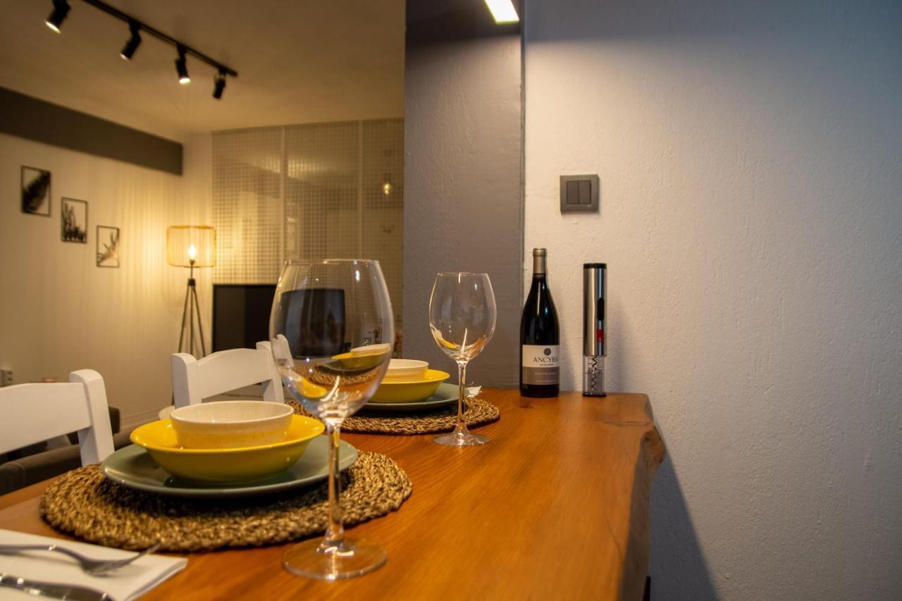Amazing Flat Near The Coast With A Delightful Shared Terrace Close To Public Transportation In Karsiyaka İzmir Dış mekan fotoğraf